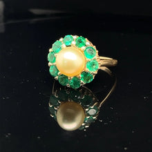 Load image into Gallery viewer, Vintage Columbian Emerald Pearl Ring 14k