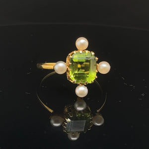 18k Victorian Peridot and Pearl Ring